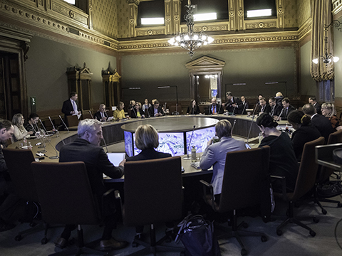 Lisää tietoa tietopaketista.