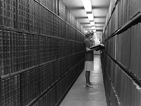 Lue lisää kirjaston kehityksestä.