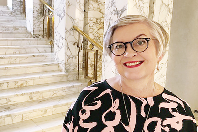 Puhemies Anu Vehviläinen